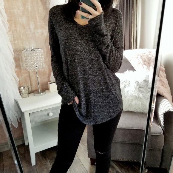 "Cloud" Brushed Long Sleeve Tee V-Neck Basic 🌷 - Picture 2 of 7